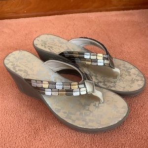 Clarks Yacht Club Pewter Sandals Size 8